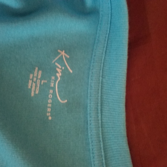 Top - Picture 2 of 2